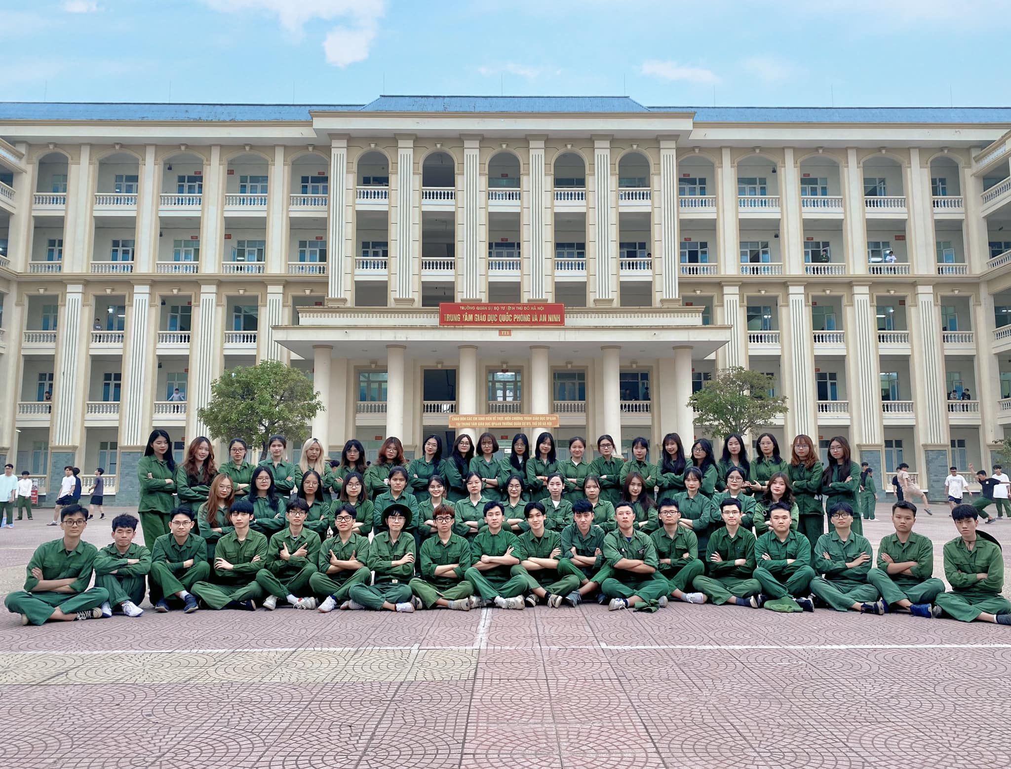 Học viên quân sự Sơn Tây