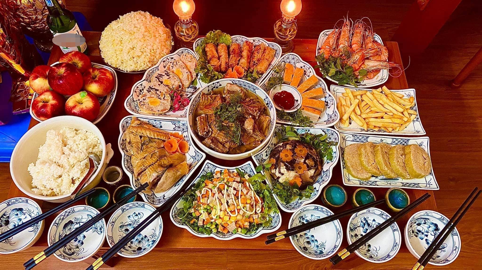 Mâm cỗ ngày Tết cổ truyền