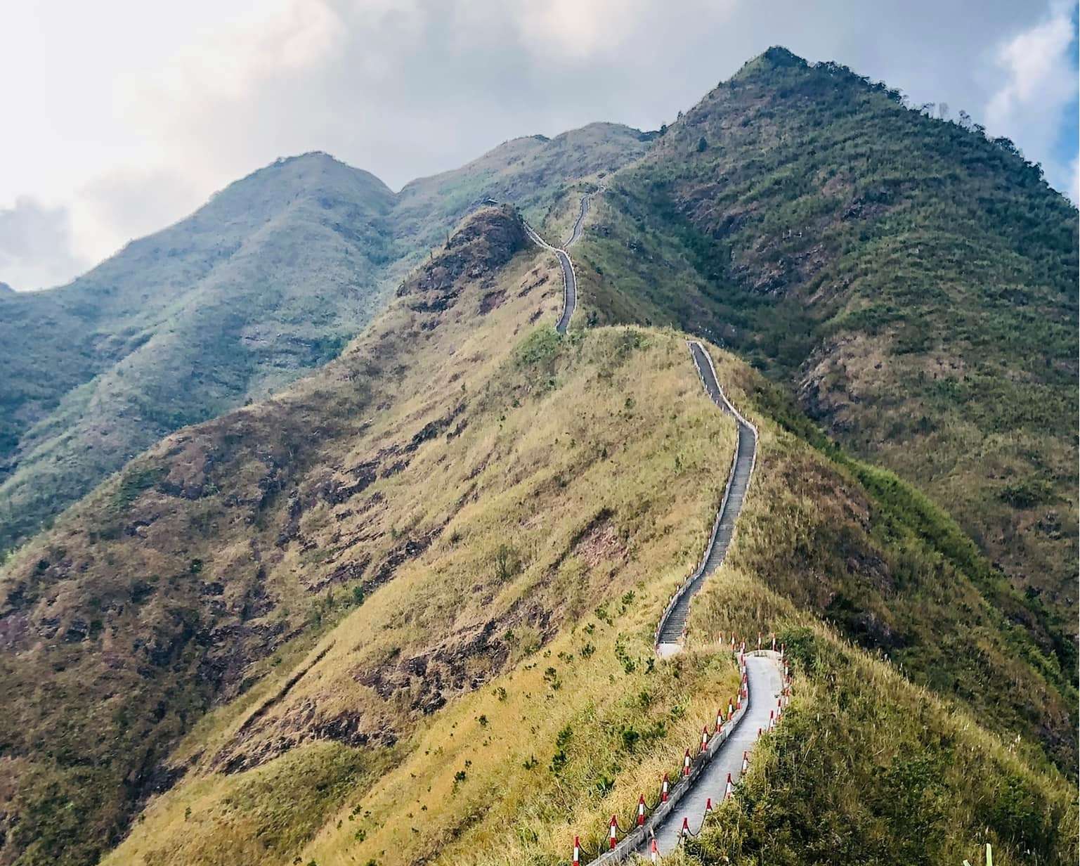 Sống lưng khủng long Tà Xùa