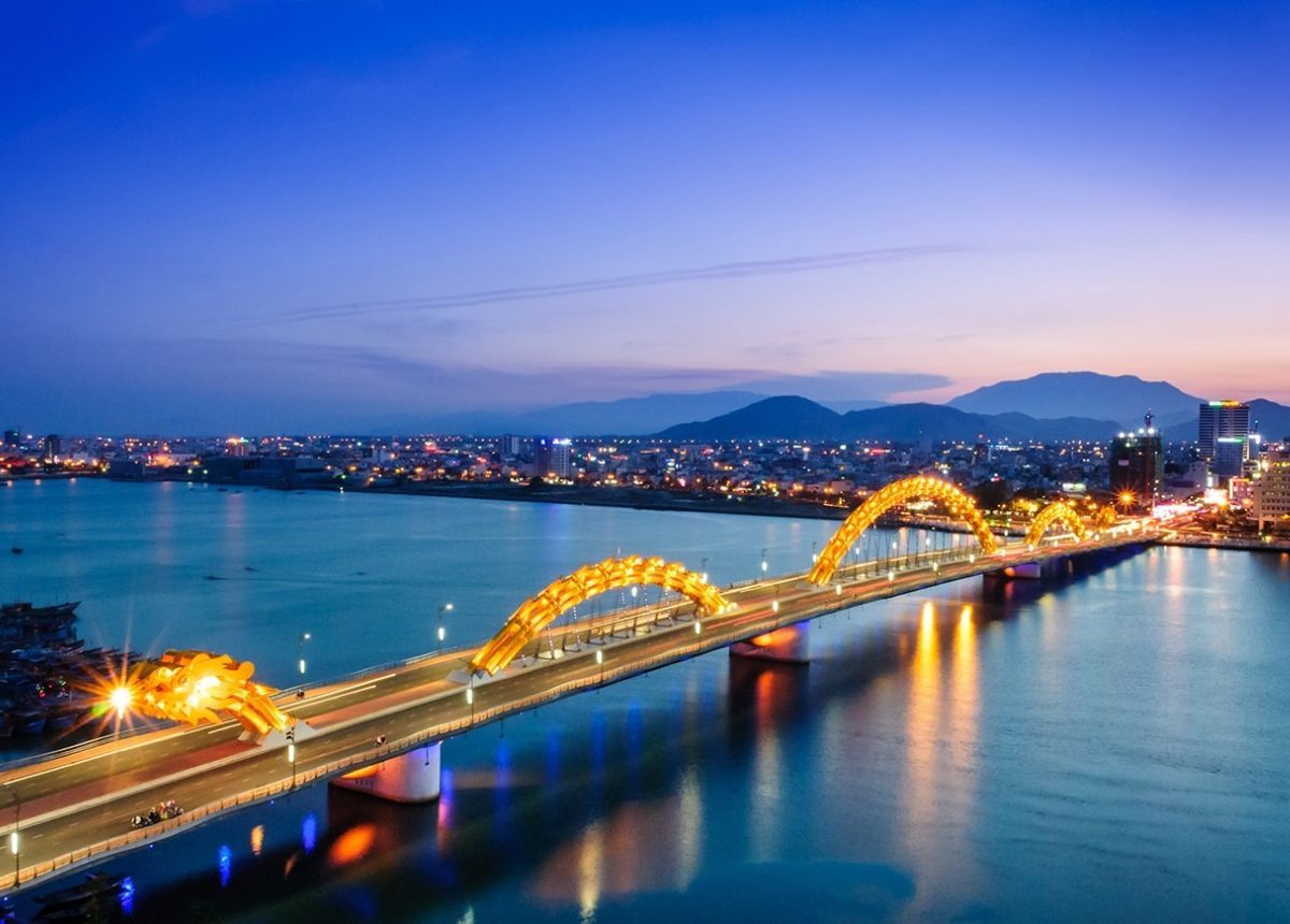 Toàn cảnh Cầu Rồng Đà Nẵng