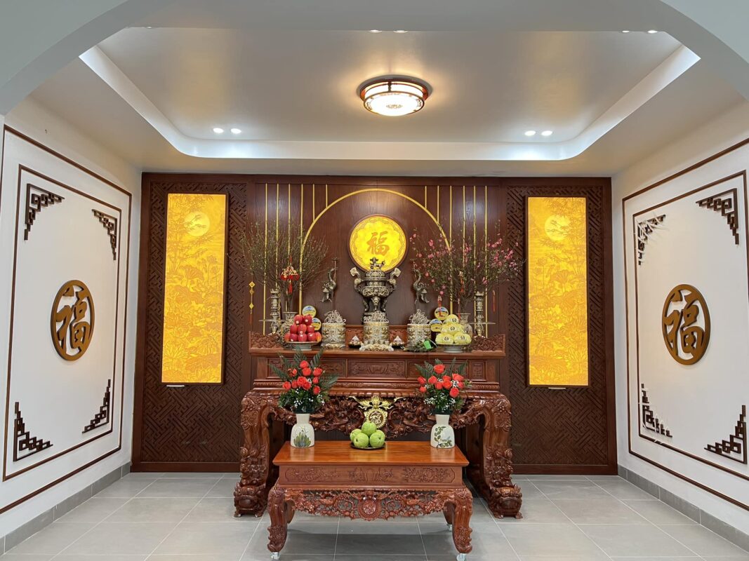 Bàn thờ gia tiên ngày rằm