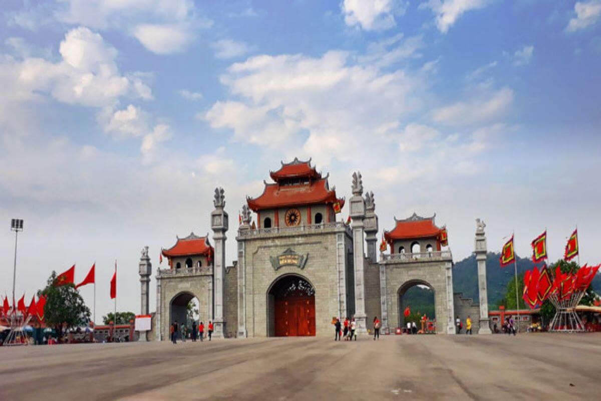 Khu di tích Đền Hùng