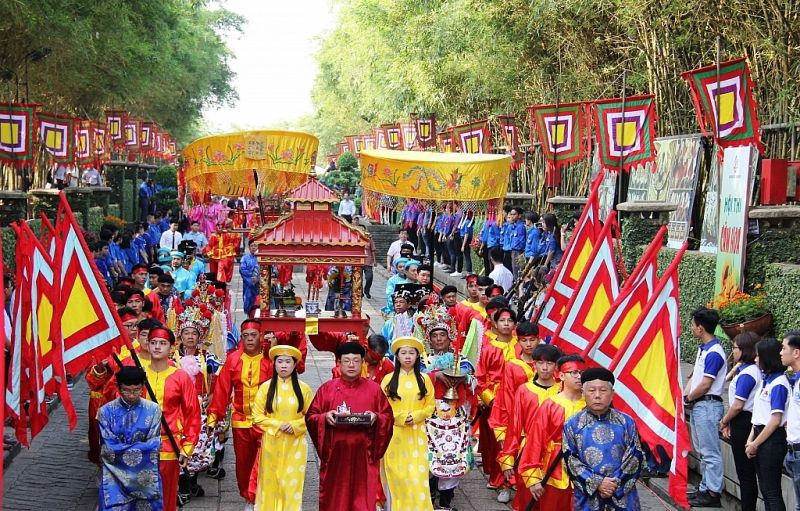 Lễ hội truyền thống Việt Nam