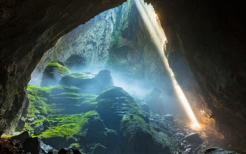 Hang Sơn Đoòng kỳ vĩ