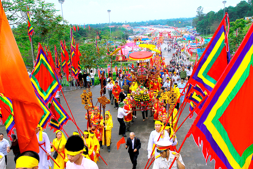 Lòng biết ơn tại Đền Hùng