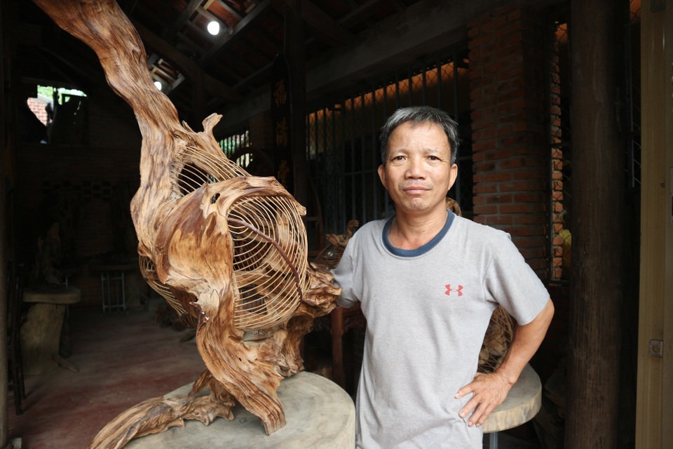 Nghệ nhân làng mộc Kim Bồng